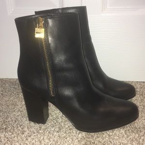 Michael by Michael Kors Black Leather Chunky Booties Heels Size 9M